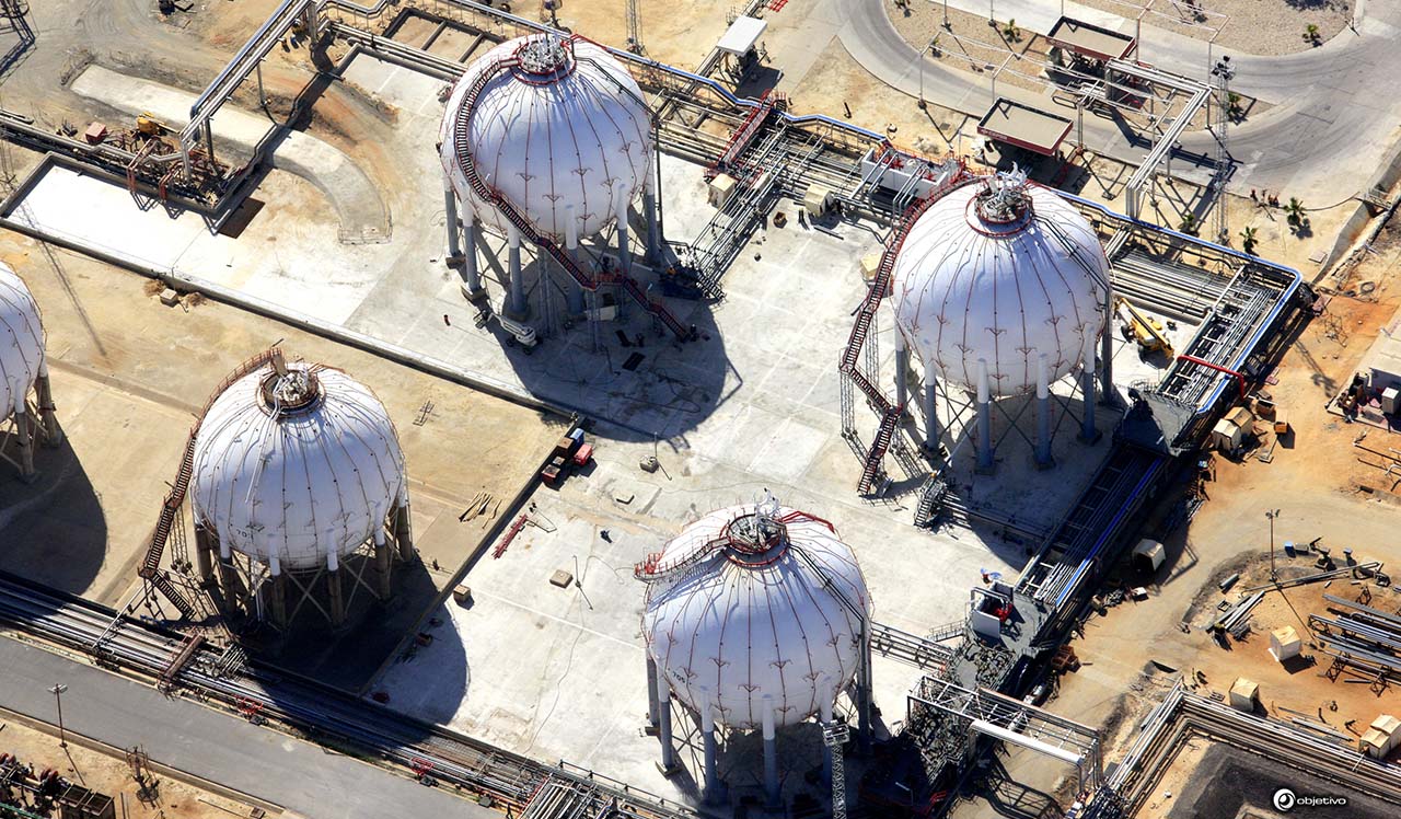 Gas & Oil - Gas & Oil